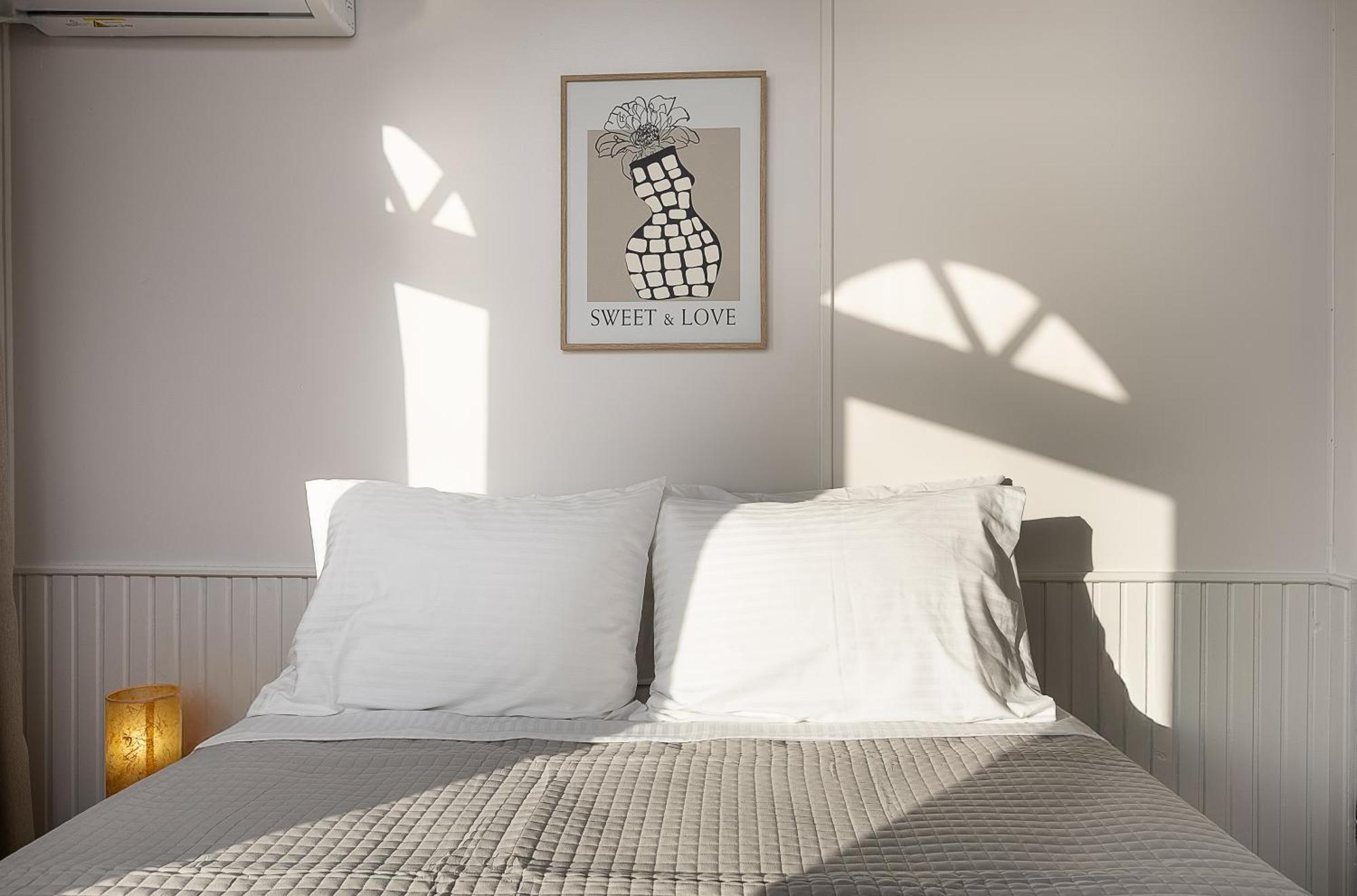 Neachora Beachfront Aparthotel