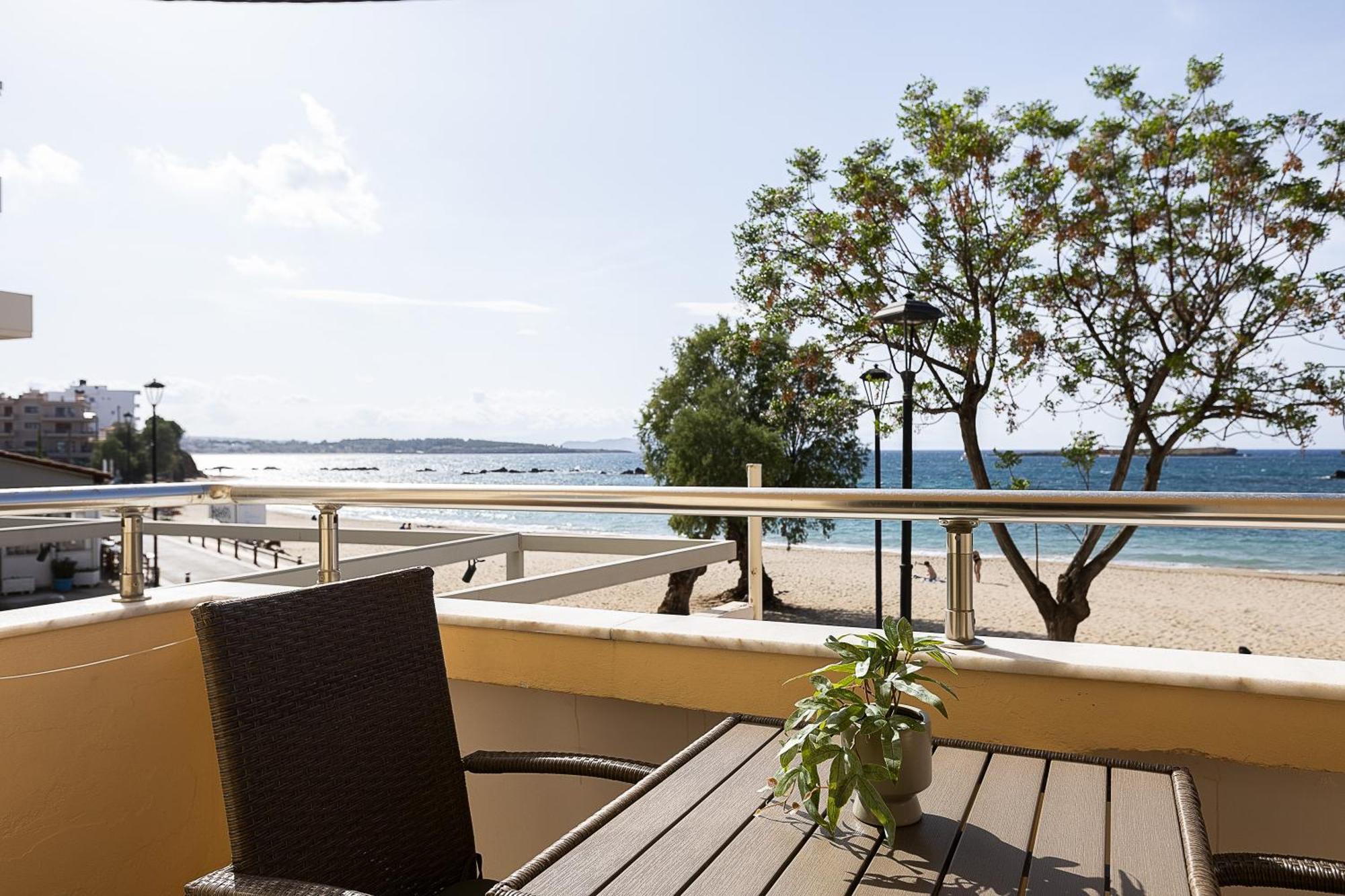 Neachora Beachfront Aparthotel Chania (Crete)